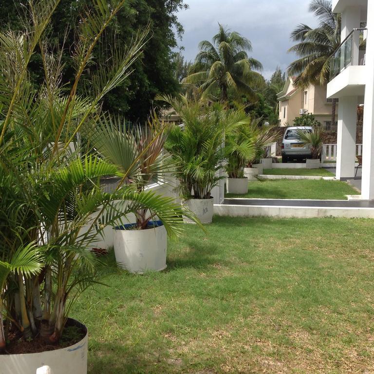 Silver Sands Flic en Flac Exterior photo